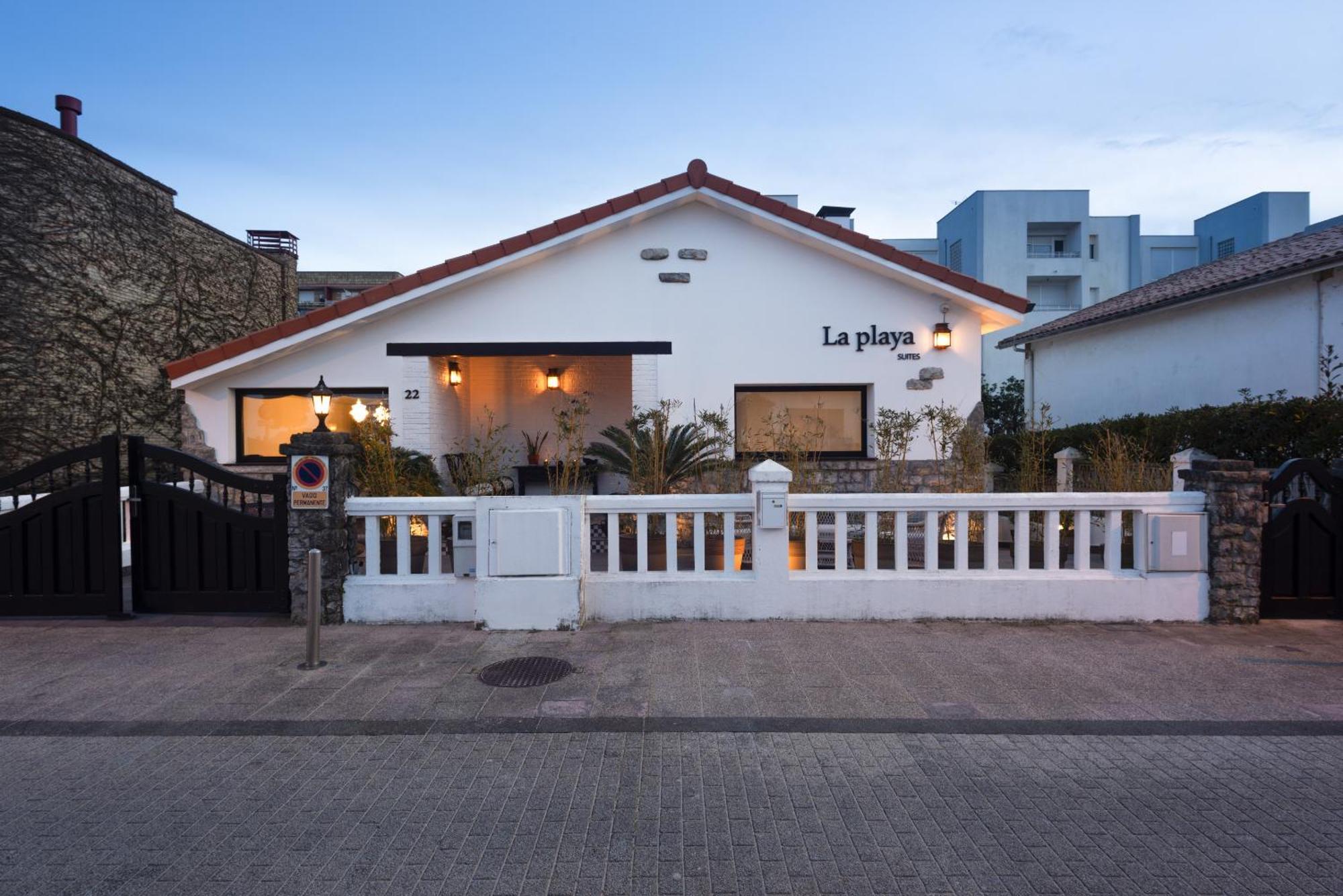 La Playa Suites סואנסס מראה חיצוני תמונה